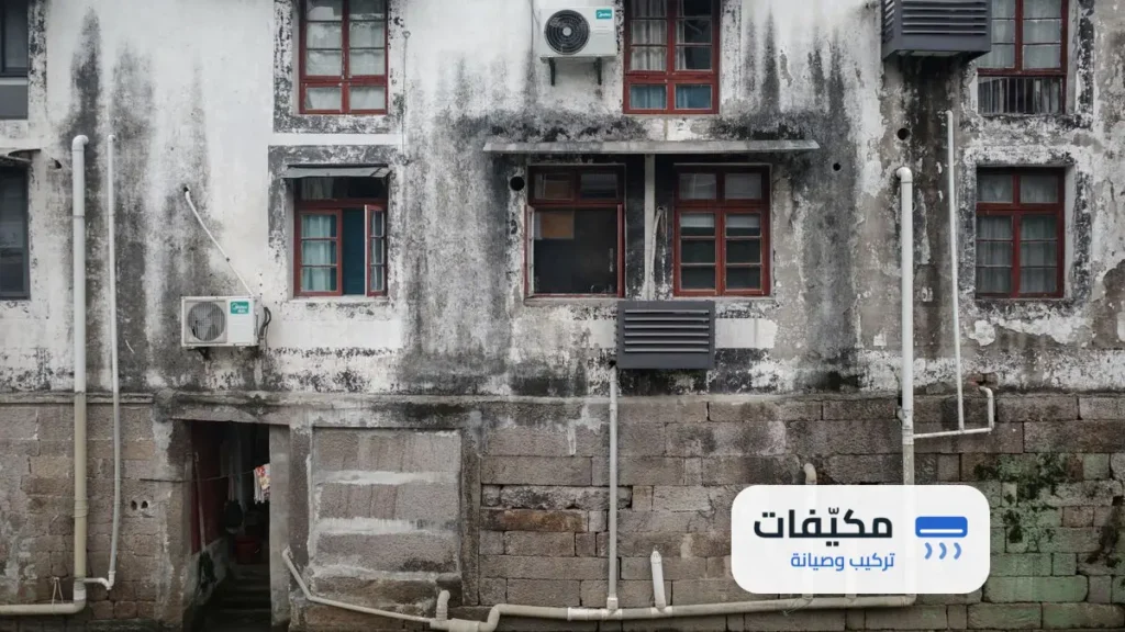 التنظيف الدوري لمرشح الهواء الفلتر في المكيف