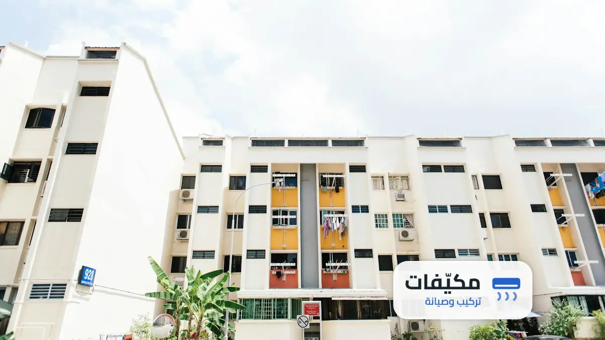 التنظيف الدوري لمرشح الهواء الفلتر في المكيف